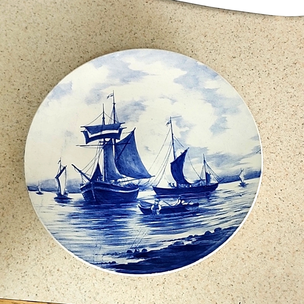 VILLEROY & BOCH WALLERFANGEN ⛵️ BOATS PLATE BLUE & WHITE 10.25"